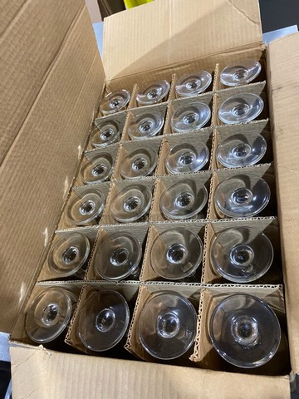 IN THE BOX! Arcoroc Excalibur Petite Cuvee 13 oz! - Image 2 of 5