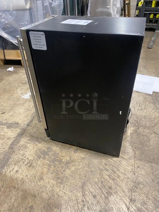 NICE! BRAND NEW! IN THE BOX! Maxx Ice Undercounter Automatic Ice Maker Machine! Model: MIM50 SN: 005009210254 115V - Image 5 of 12