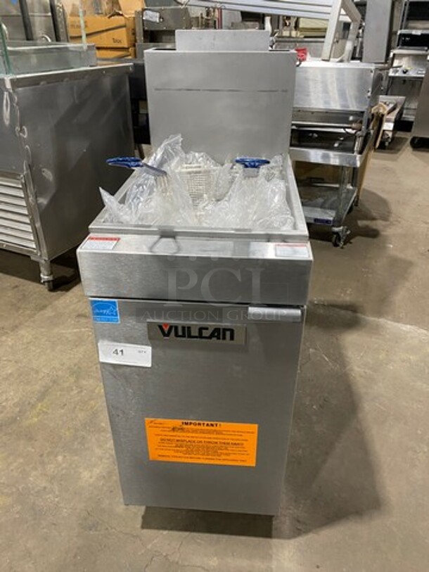WOW! Vulcan Commercial Natural Gas Powered Deep Fat Fryer! With Frying Baskets! All Stainless Steel! On Castors! Working When Removed! Model: 1VEG35M1 SN: DV1157324