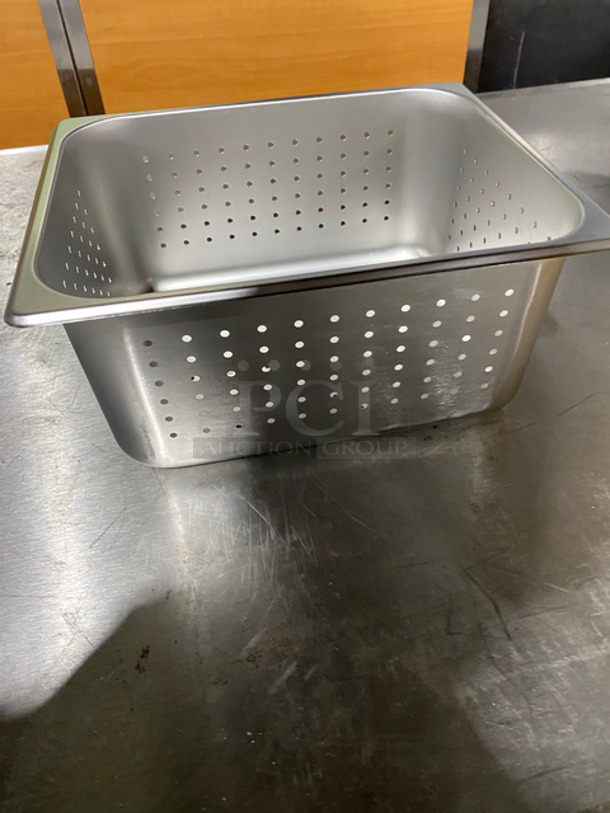 NEW! IN THE BOX! Winco Stainless Steel Perforated Food Pans! 6 Pans In Box! 6x Your Bid! - Image 3 of 8