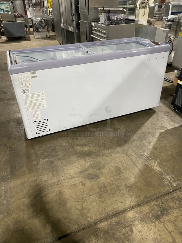 BRAND NEW SCRATCH AND DENT! Avantco 360ADC12HC Metal Commercial Floor Style Ice Cream Dipping Cabinet Merchandiser w/ Ice Cream Tub Collars. Stock Picture Used For Gallery Picture. 115 Volts, 1 Phase.  - Image 4 of 8