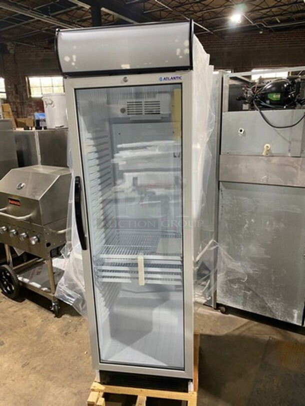 NEW! IN THE BOX! Atlantic Commercial Single Door Reach In Cooler Merchandiser! With View Through Door! Poly Coated Racks! Model: USS374DTKL SN: 100004765198 115V 60HZ 1 Phase - Image 2 of 9