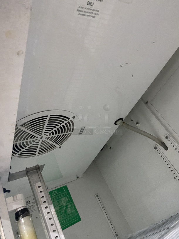True Commercial 2 Door Reach In Cooler Merchandiser! With Poly Coated Racks! MODEL: GDM-37 SN:1-2584293 115V 1PH! - Image 6 of 8