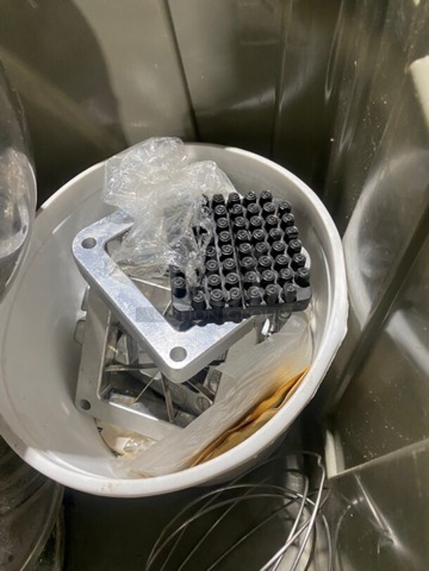 ALL ONE MONEY! MISCELLANEOUS! Assorted Mixer And Other Attachments! - Image 4 of 6