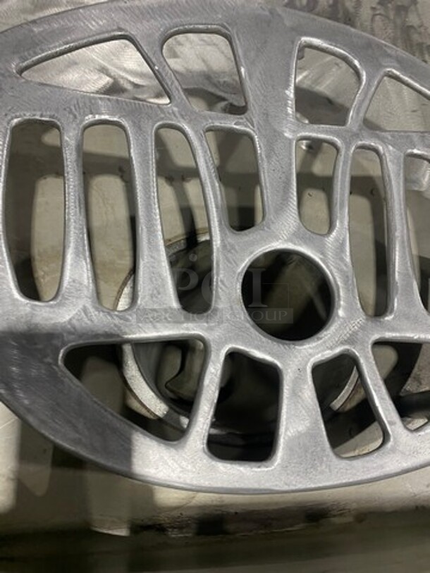 WOW! Hobart Commercial Countertop Heavy Duty Meat Grinder! All Stainless Steel! WORKING WHEN REMOVED! Model: 4046 SN: 1366555 220V 60HZ 3 Phase - Image 8 of 8