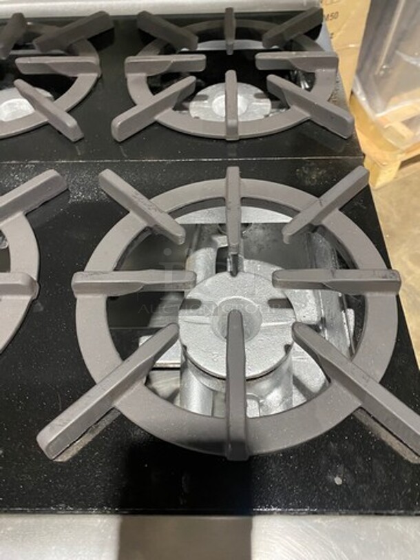 Southbend Commercial Natural Gas Powered 12 Burner Stove! With Raised Back Splash And Salamander Shelf! With 2 Full Size Oven Underneath! All Stainless Steel! On Casters! Working When Removed! - Image 6 of 10