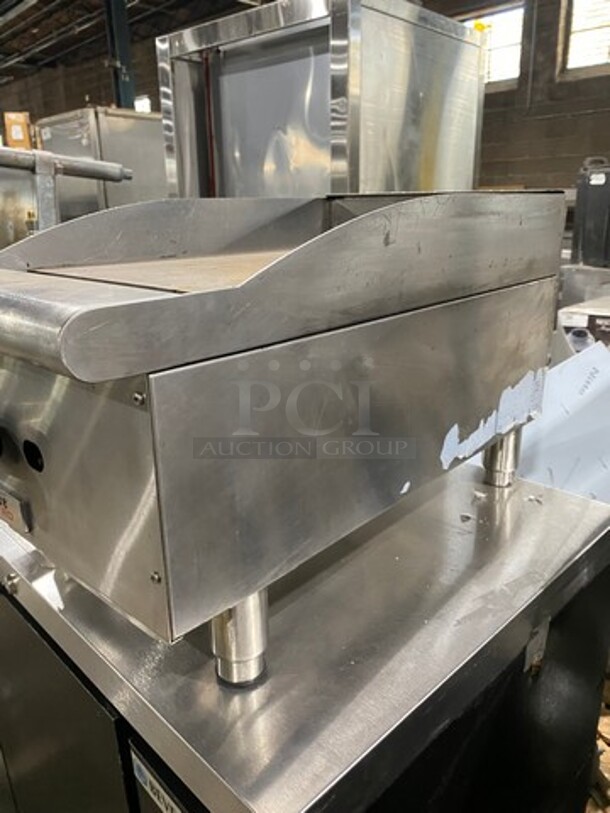 Cecilware Pro Commercial Countertop Gas Powered Flat Top Griddle! With Back And Side Splashes! All Stainless Steel! On Legs! - Image 2 of 8