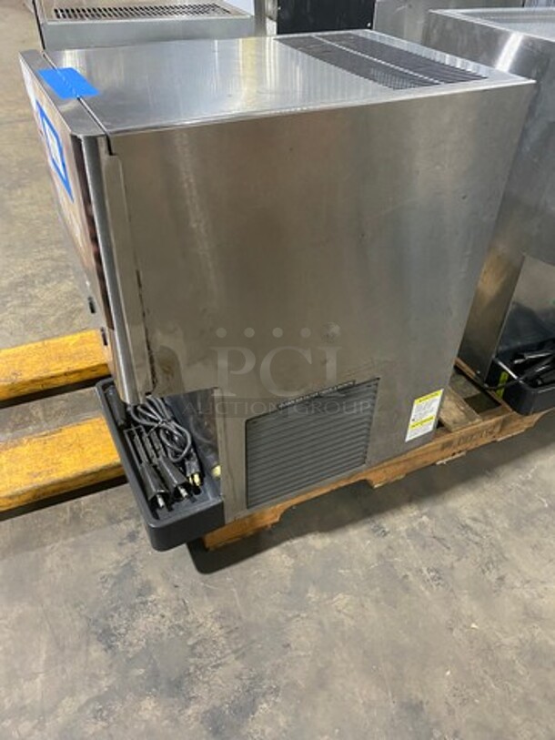 WOW! SCRATCH-N-DENT! LATE MODEL! Hoshizaki Commercial Countertop Refrigerated Ice Maker/Dispenser And Water Dispenser! All Stainless Steel! With Legs! Model: DCM270BAH SN: C18907F 115/120V 60HZ 1 Phase - Image 2 of 8
