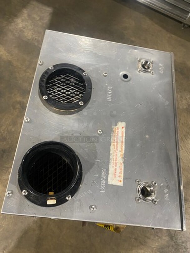 Eternal Natural Gas Powered Condensing Hybrid Water Heater! Model GU145S Serial G1214323! - Image 5 of 10