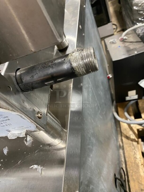 Cecilware Pro Commercial Countertop Gas Powered Flat Top Griddle! With Back And Side Splashes! All Stainless Steel! On Legs! - Image 8 of 8