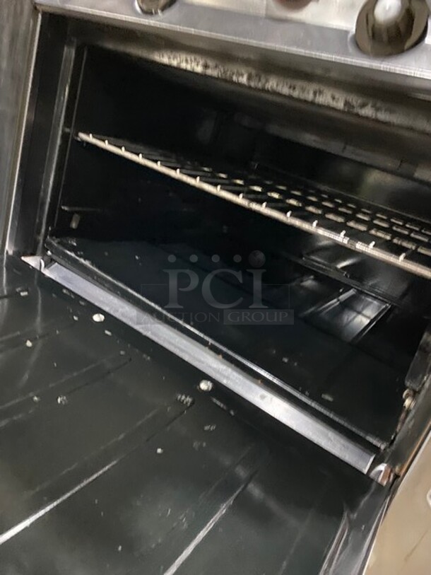 NICE! Vulcan Commercial Natural Gas Powered Flat Top Griddle! With Side/Back Splashes! With Oven Underneath! Stainless Steel! On Casters! - Image 6 of 9