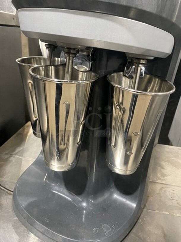 Hamilton Beach Commercial Countertop Professional 3 Spout Beverage/ Milkshake Mixer! Model: HMD400 SN: J2971L00290 120V - Image 6 of 10