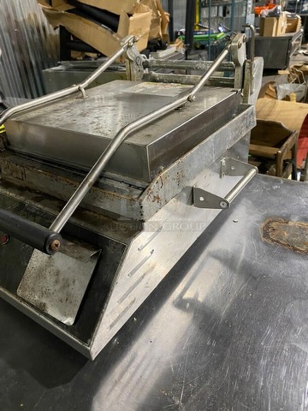 Star Pro Max Commercial Countertop Panini/Sandwich Grill! With Flat Press! All Stainless Steel! Model: GR14 SN: GS140708A0074 120V - Image 2 of 12