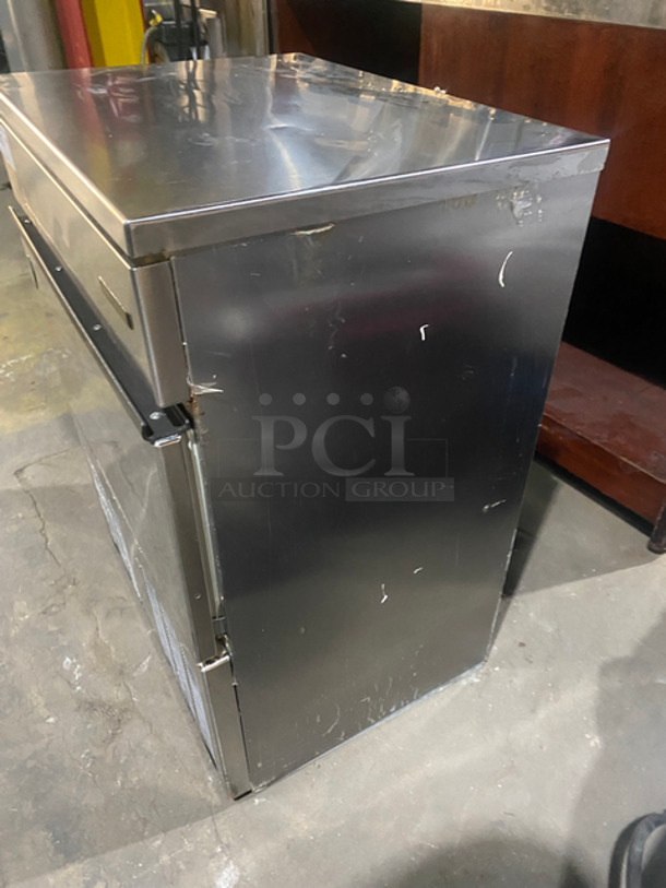 Hoshizaki Commercial Under The Counter Ice Maker Machine! Stainless Steel! Model: AM100BAE SN: Q02296E 115V 60HZ 1 Phase - Image 3 of 8