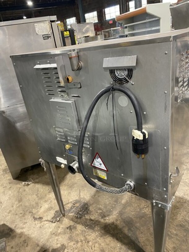 Blodgett Commercial Electric Powered Single Door Oven/Steamer Combi Oven! With View Through Door! All Stainless Steel! On Legs! Model: COS101AA SN: 111497G020S 208V 3 Phase - Image 3 of 9
