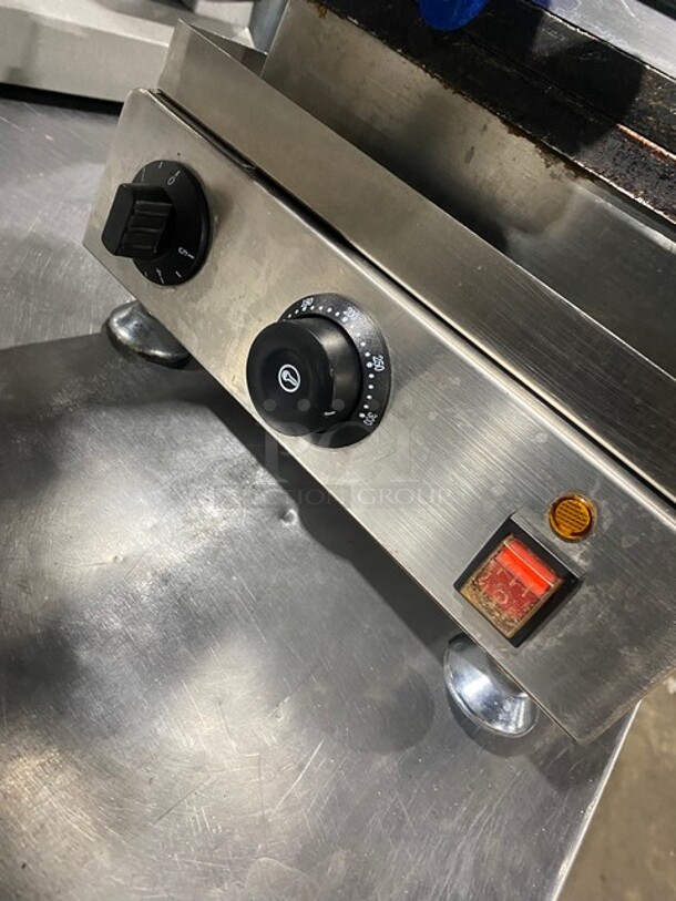 2020 Late Model! ALD Kitchen Products Stick Style Waffle Maker! Model ADL502 Serial 20200628! 110V 1Phase!  - Image 7 of 8