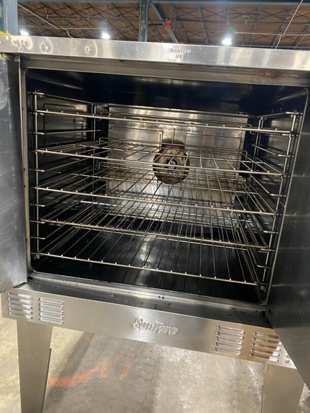 Sunfire Commercial Natural Gas Powered Single Deck Convection Oven! With Solid Doors! Metal Oven Racks! All Stainless Steel! On Legs! Model: SCOGS10S SN: 1207230000399 - Image 5 of 9