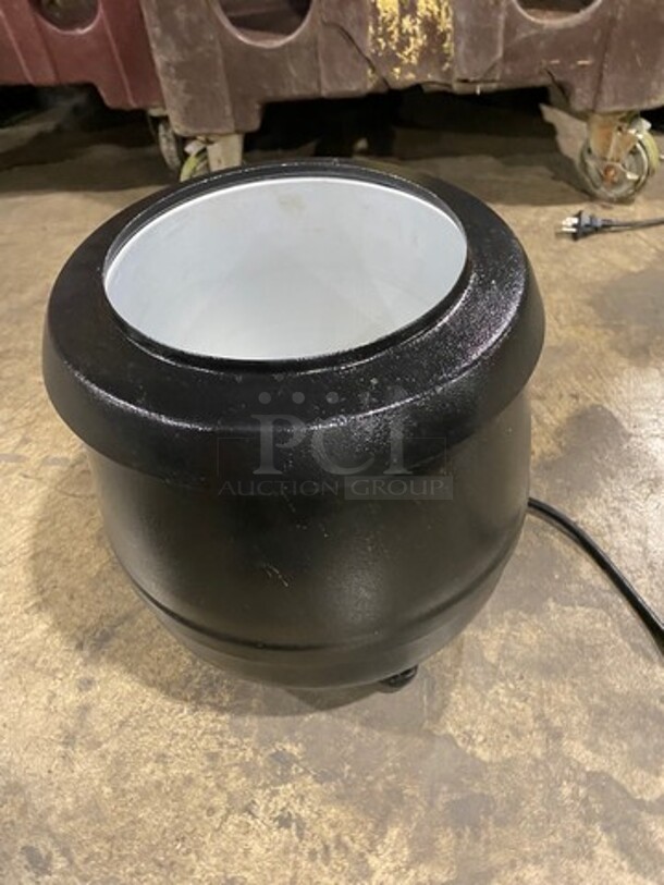 Anvil Metal Commercial Countertop Food Warmer Soup Kettle! Model: SKA7011 SN: 1000043407 110V 60HZ 1 Phase - Image 2 of 7