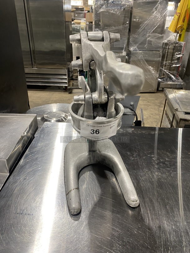 Rivera Metal Commercial Countertop Manual Juicer. - Image 1 of 5