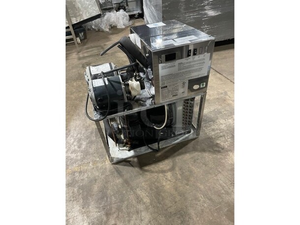 Perlick Commercial Glycol Draft Beer Chiller System! Model 4410QC Serial 708962! 115V 1Phase! - Image 2 of 7