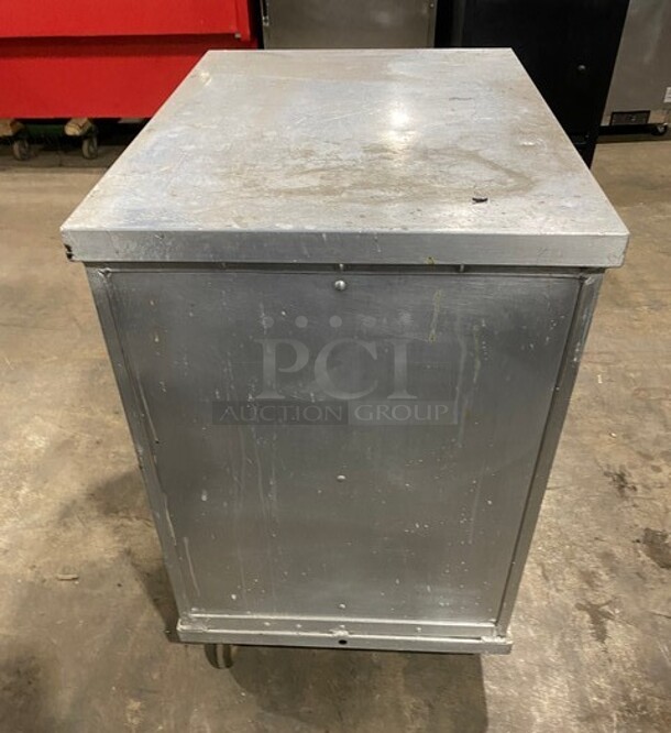 Cres Cor Half Sized Enclosed Pan Rack! All Stainless Steel! On Casters! MODEL 101152010 SN: KAGJ132130771 - Image 4 of 7