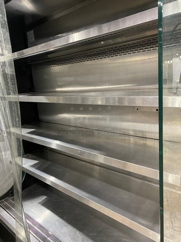 Turbo Air Commercial Refrigerated Open Grab-N-Go Case Merchandiser! With View Through Sides! With Front Cover! All Stainless Steel! Model: TOM50B SN: TOM5017X029 120V 60HZ 1 Phase - Image 5 of 7