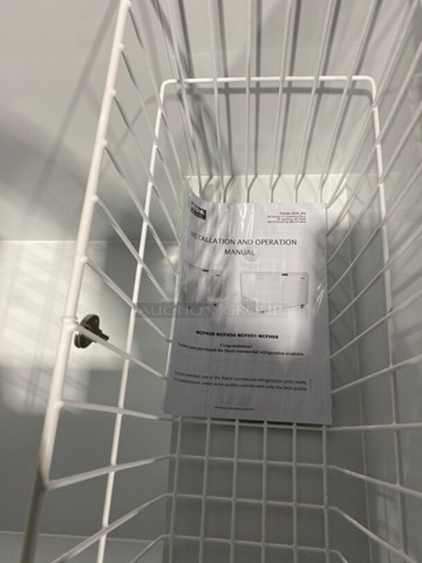 SCRATCH-N-DENT! Ojeda Commercial Reach Down Chest Freezer/ Cooler! With Hinged Top Lid! Model: NCFH34 SN: 000485330156Z 120V 60HZ 1 Phase - Image 7 of 9