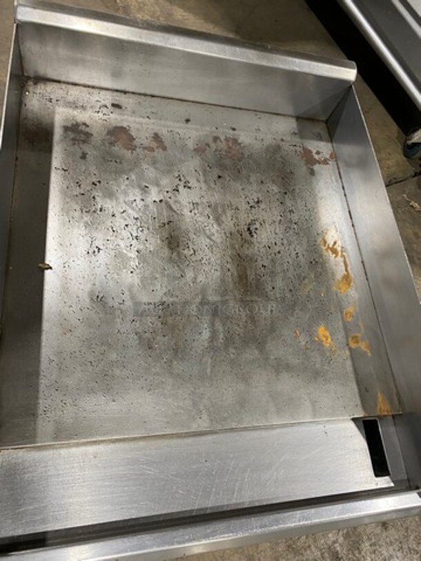 Duke Commercial Countertop Natural Gas Powered Flat Top Griddle! With Back And Side Splashes! All Stainless Steel! - Image 5 of 8