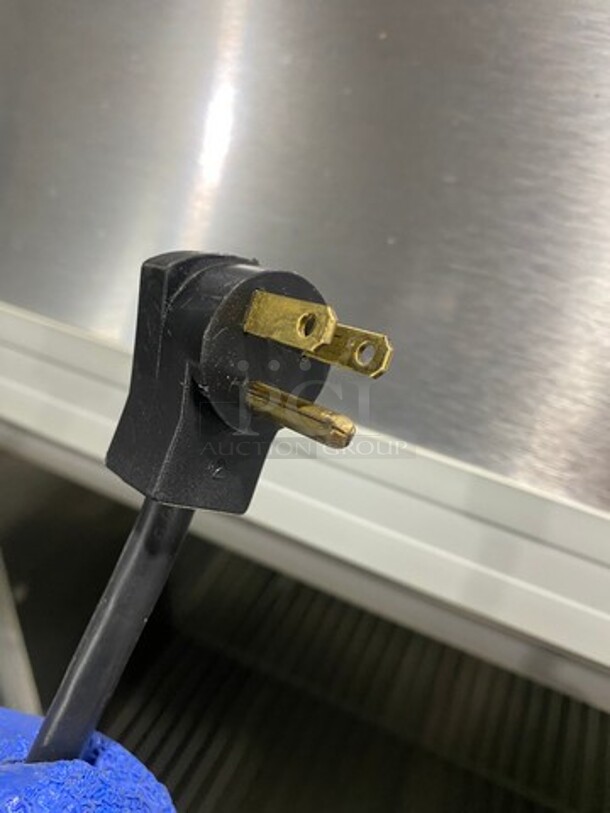 GREAT! NEW! SCRATCH-N-DENT! Beverage Air Commercial Refrigerated Milk Cooler! With Dual Side Access Doors! Stainless Steel Body! On Casters! Model: STF58 SN: 7203648 115V 60HZ 1 Phase - Image 10 of 10