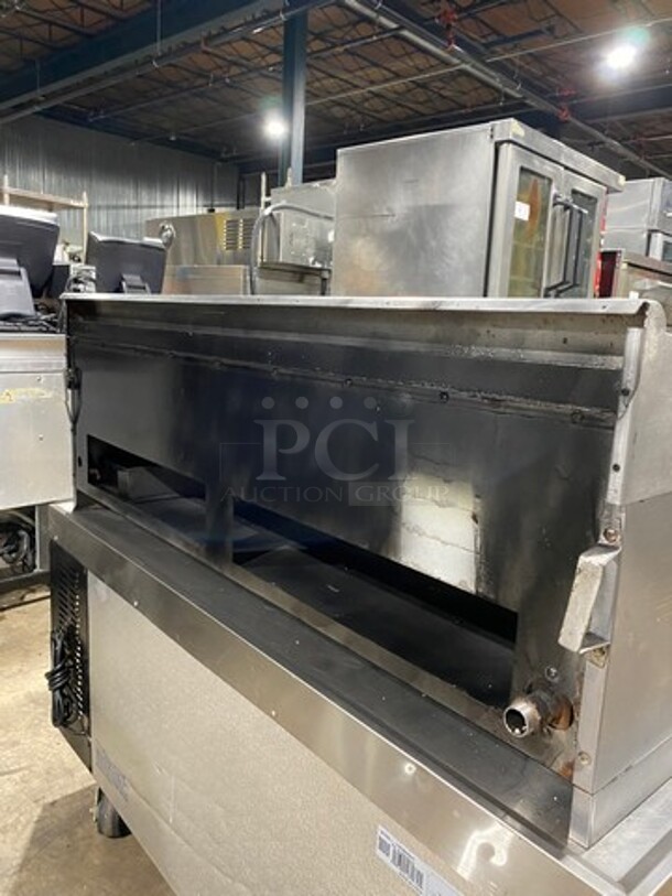 Southbend Commercial Countertop Natural Gas Powered Flat Top Griddle! With Back And Side Splashes! All Stainless Steel! - Image 3 of 8