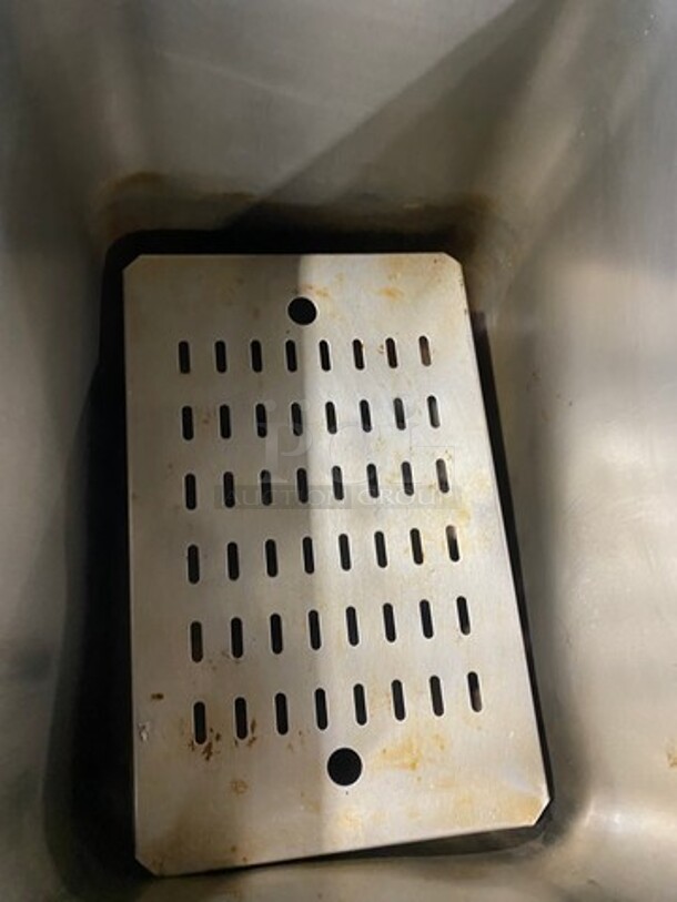 2012 Axis Commercial Natural Gas Powered 2 Bay Pasta Cooker! All Stainless Steel! On Casters! Model: AXDPG SN: GMF059 - Image 7 of 10