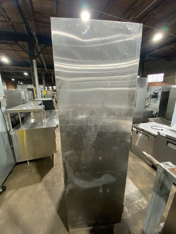 WOW! Traulsen Commercial 2 Door And 2 Drawer Reach In Cooler! With Racks! All Stainless Steel! Model: ERS48DT SN: M655400J92 115V 60HZ 1 Phase - Image 3 of 11