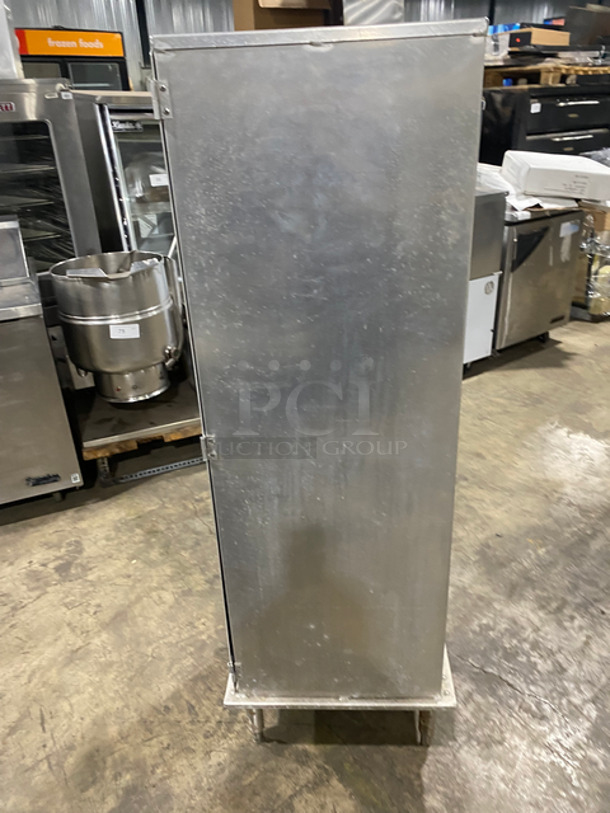 Lockwood Commercial Single Door Enclosed Pan Transport Rack! Solid Stainless Steel! On Legs! Model: CA60RR25 - Image 2 of 7