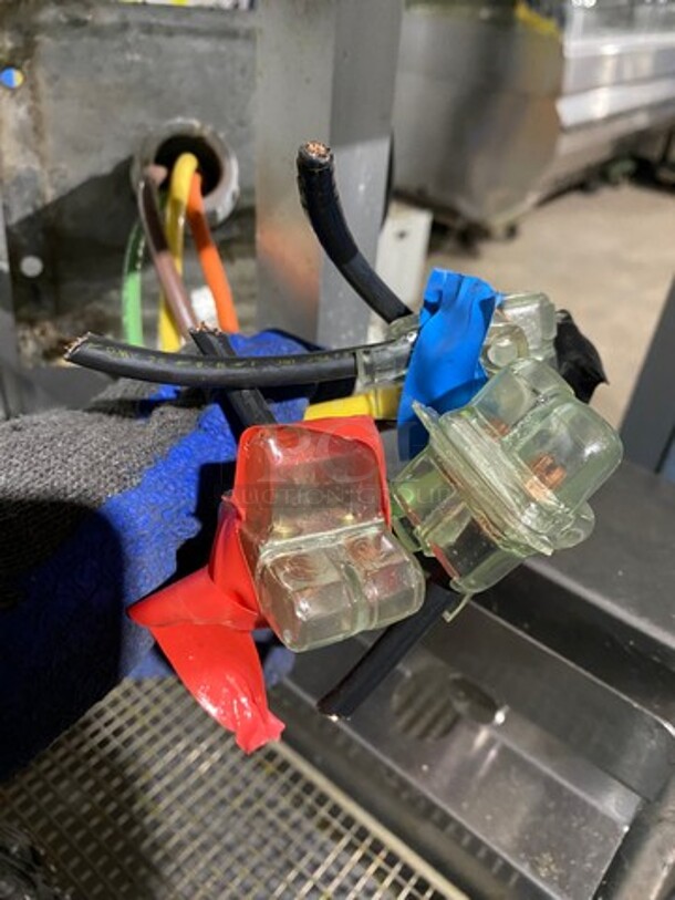 Pitco Frialator Commercial Electric Powered 2 Bay Deep Fat Fryer With Dump Station! With Oil Filter System! All Stainless Steel! On Casters! Model: SE14 SN: E10HD036879 208V 60HZ 3 Phase - Image 12 of 12