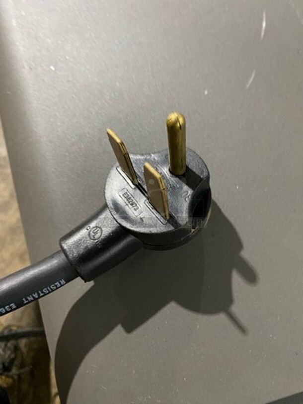 LATE MODEL! 2019 Turbo Chef Commercial Countertop Rapid Cook Oven! On Small Legs! Model: NGO SN: NGOD50861 208/240V 60HZ 1 Phase - Image 8 of 8