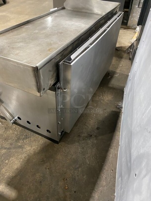 American Master Commercial Natural Gas Powered Countertop Flat Top Griddle And Cheese Melter Combo! With Back And Side Splashes! All Stainless Steel! - Image 4 of 9