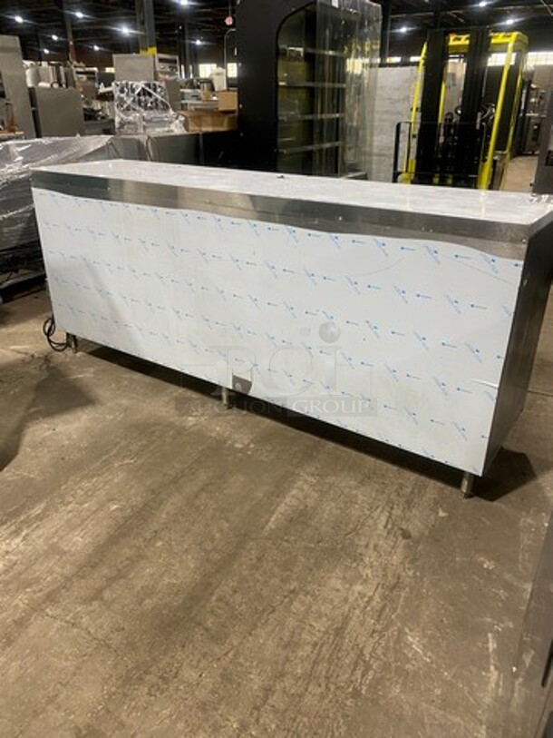 AMAZING! Perlick Commercial 4 Door Bar Back Cooler! With Poly Coated Racks! All Stainless Steel! On Legs! Remote Compressor/No Compressor! Model: BR96 SN: 676683 115V 60HZ 1 Phase - Image 3 of 11