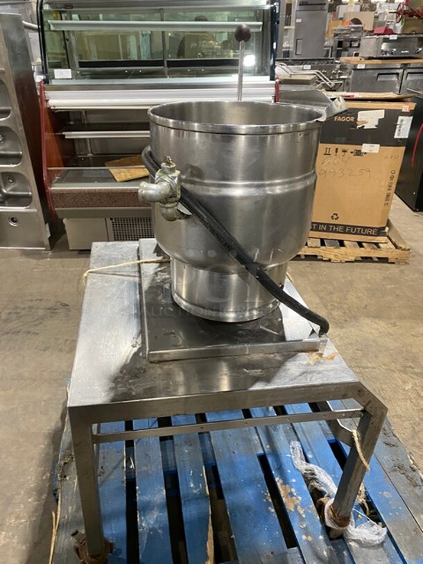 Groen Stainless Steel Commercial Countertop Electric Powered Steam Tilting Kettle on Stand! - Image 4 of 9
