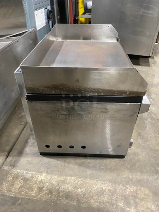 Commercial Countertop Natural Gas Powered Flat Top Griddle And Cheese Melter Combo! With Back And Side Splashes! All Stainless Steel! - Image 3 of 9