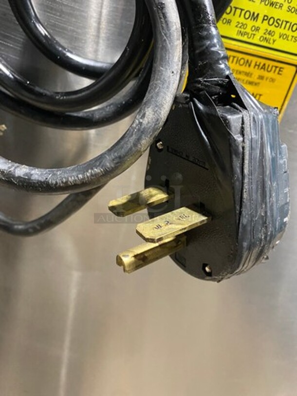 Alto Shaam Electric Powered Commercial Under The Counter COOK-N-HOLD Oven! All Stainless Steel! - Image 8 of 8