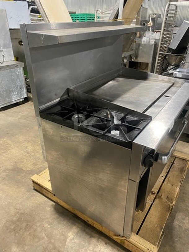 WOW! Vulcan Commercial Natural Gas Powered Flat Top Griddle With 2 Burner! Flat Griddle Has Side Splashes! With Raised Back Splash And Salamander Shelf! With Oven Underneath! All Stainless Steel! On Casters! Model: 48C2B36GN SN: 650094075 - Image 2 of 11