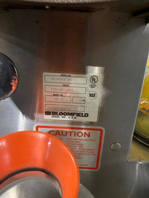 Bloomfield Commercial Countertop Coffee Brewing Machine! With 3 Coffee Pot Warming Stations! With Hot Water Dispenser! All Stainless Steel! Model: 8572 SN: 08J02048572 120V - Image 5 of 7