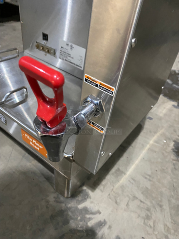 Bunn Commercial Countertop Dual Coffee Brewing Machine! All Stainless Steel! On Small Legs! Model: DUALSHDBC SN: DUAL172251 120/208V 60HZ 1 Phase - Image 6 of 8