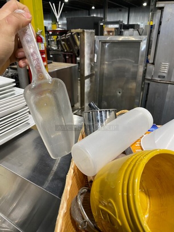 ALL ONE MONEY! MISCELLANEOUS! Includes Squeeze Bottles, Small Strainer, Ice Scoop And More! - Image 8 of 9