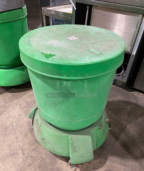 The Green Machine Commercial Salad/Lettuce Spinner! - Image 2 of 6
