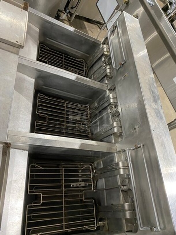 Frymaster Commercial Electric Powered 3 Bay Deep Fat Fryers! All Stainless Steel! On Casters! Model: FPH317TCSD SN: 0201NV0006 208V 60HZ 3 Phase - Image 5 of 10