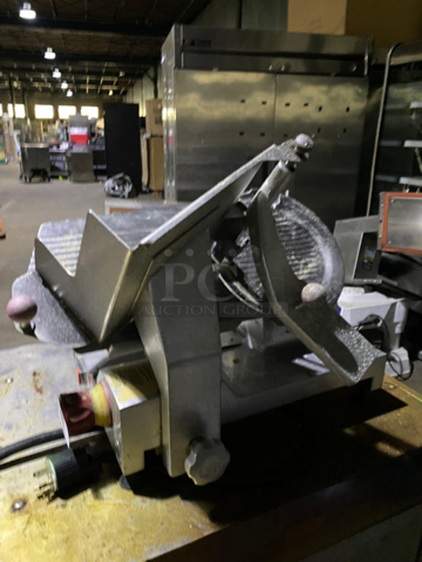 Fleetwood Commercial Countertop Deli/Meat Slicer! All Stainless Steel! Model: 4425 SN: 412D9420023 115V 60HZ 1 Phase - Image 2 of 8