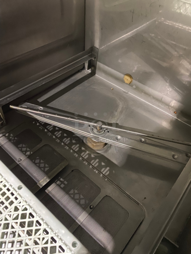 NICE! Hobart Commercial Under The Counter Heavy Duty Dishwasher! With Poly Dish Rack! All Stainless Steel! Model: LXIH SN: 231140521 120/208-240V 60HZ 1 Phase - Image 6 of 9