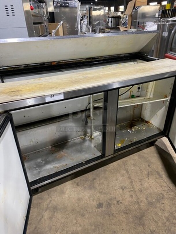 True Commercial Refrigerated Sandwich Prep Table! With Commercial Cutting Board! With 2 Door Underneath Storage Space! All Stainless Steel! On Casters! Model: TSSU6016 SN: 13826602 115V 60HZ 1 Phase - Image 5 of 9