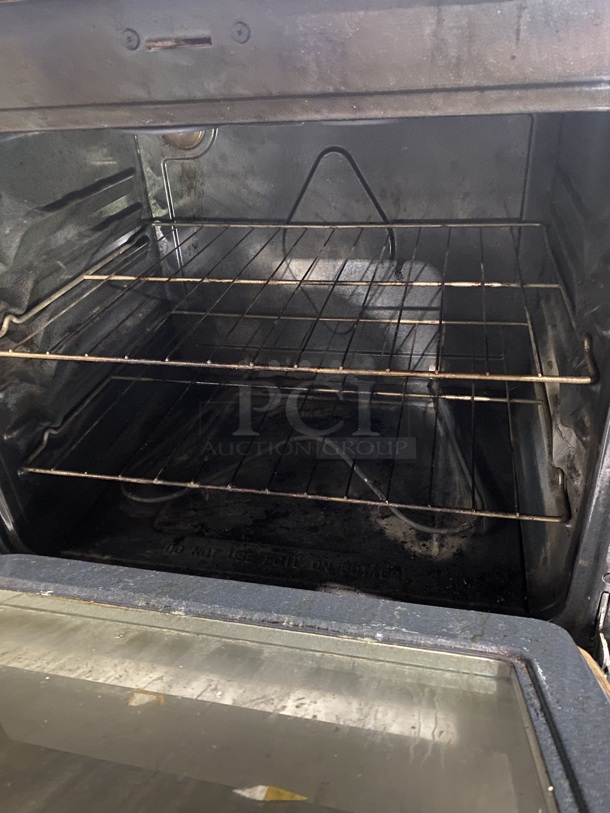  Electric Powered 4 Burner Stove! With Full Size Oven Underneath! Model: FFEF3018LWE SN: VF15058348! Working When Removed! On Legs! - Image 6 of 11